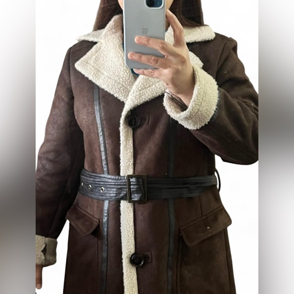 Vinatage Brown suede faux fur coat with leather belt - Picture 5 of 6